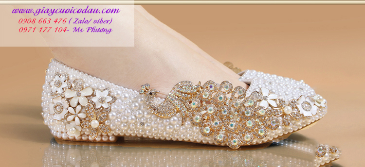 Giày cưới cô dâu phượng hoàng GCD0301 là mẫu giày bạn đặt được size 33- 43