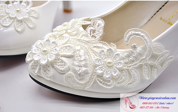 Giày cưới cô dâu màu trắng quai ngang xinh xắn GCD19