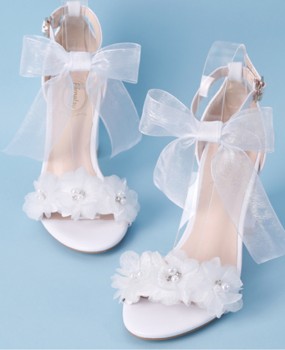 Giày cưới cô dâu màu trắng đính hoa nhẹ nhàng GCD8001