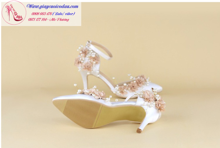 Giày cưới cô dâu màu trắng đính hoa duyên dáng GCD60